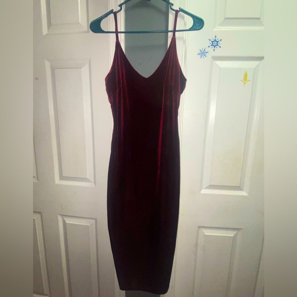 Red Velvet Pencil Dress 😍